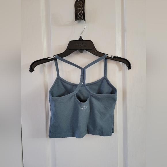 Beyond Yoga Spacedye Slim Racerback Cropped Tank Shelf Bra Blue Size Small - Picture 4 of 11